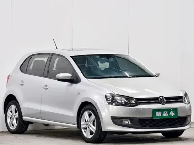 Volkswagen Polo 2011, 45000 км, за 10900 CNY