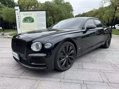 Bentley Flying Spur · 2022 год