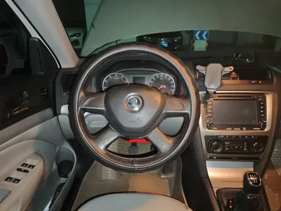 Skoda Octavia 2014, 60400 км, за 22283.74 CNY - фото 11