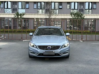 Volvo S60 2017, 86000 км, за 56800 CNY