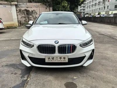 BMW 1 Series 2019, 88000 км, за 56800 CNY