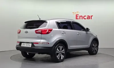 Kia Sportage 2012, 171671 км, за 4900000 KRW - фото 2