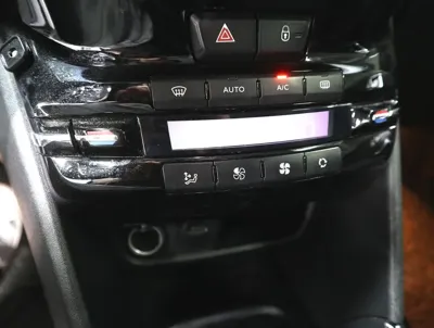 Peugeot 2008 2016, 166838 км, за 1890000 KRW - фото 14