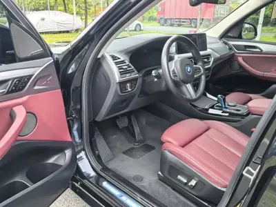 BMW iX3 2022, 50000 км, за 149800 CNY - фото 8