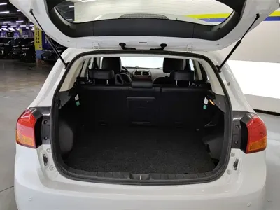 Mitsubishi ASX 2019, 99300 км, за 31800 CNY