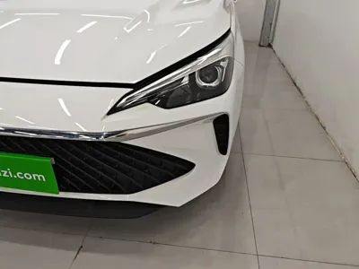 Roewe i5 2025, 100 км, за 54500 CNY - фото 24