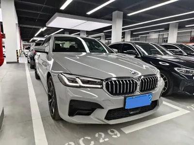 BMW 5 Series 2020, 61000 км, за 158000 CNY