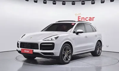 Porsche Cayenne · 2023 год