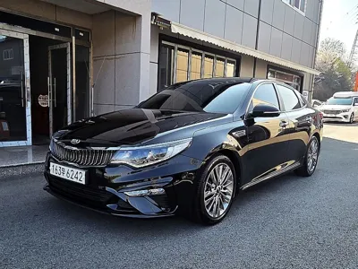 Kia K5 · 2019 год