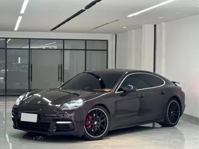 Porsche Panamera · 2017 год
