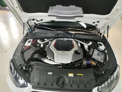 Audi RS 4 2024, 25000 км, за 498000 CNY - фото 9