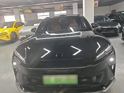Nio ET5 2023, 78100 км, за 153600 CNY - фото 3