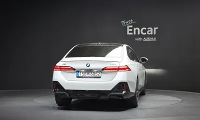BMW 5-Series 2026, 7684 км, за 117900000 KRW