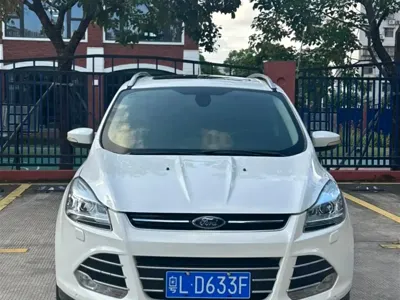 Ford Kuga 2014, 170000 км, за 23800 CNY