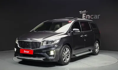 Kia Canival · 2019 год