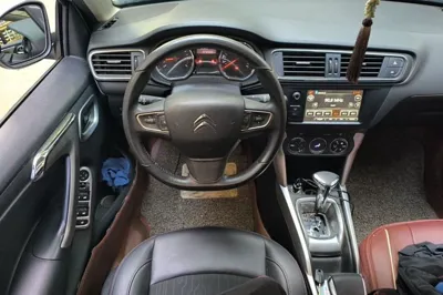 Citroen C3-XR 2015, 72500 км, за 33826.7 CNY - фото 9
