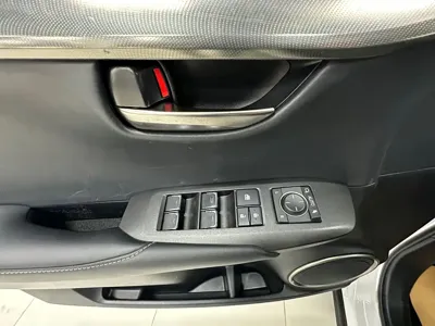 Lexus NX 2020, 69000 км, за 173800 CNY - фото 12