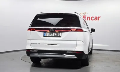 Kia Canival 2021, 116136 км, за 26000000 KRW