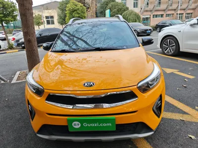 Kia Stonic 2021, 24700 км, за 66015.93 CNY - фото 2
