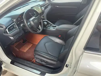 Toyota Camry 2022, 82000 км, за 92800 CNY