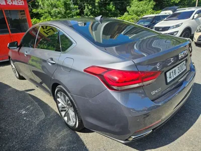Hyundai Genesis 2015, 135190 км, за 10800000 KRW - фото 3