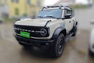 Ford Bronco 2024, 23000 км, за 354323.75 CNY - фото 1