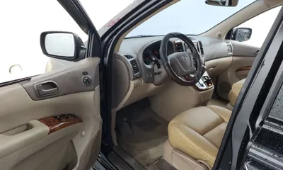 Kia Canival 2011, 79105 км, за 5800000 KRW - фото 10