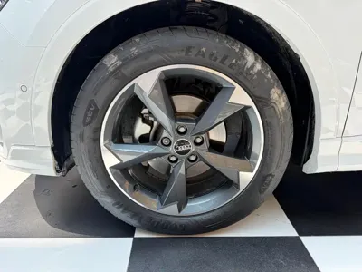 Audi Q3 2022, 31000 км, за 175799 CNY - фото 4