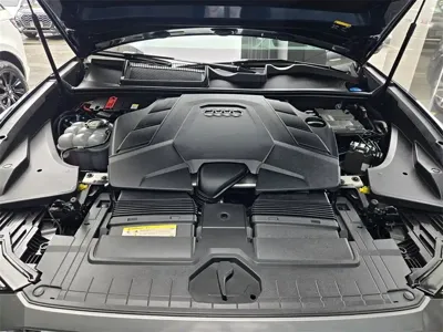 Audi Q8 2019, 70100 км, за 285000 CNY - фото 8