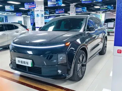 Li Auto Li L6 · 2024 год