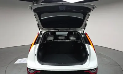 Kia Niro 2022, 3225 км, за 27490000 KRW - фото 20