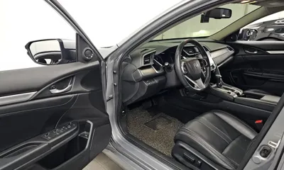 Honda Civic 2017, 91464 км, за 12500000 KRW - фото 10
