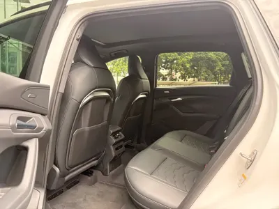 Audi 奥迪Q6L e-tron 2025, 12000 км, за 248800 CNY - фото 11