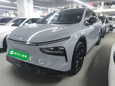 Xpeng G7 · 2025 год