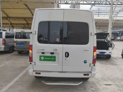 大通 V80 2025, 26300 км, за 94800 CNY - фото 6