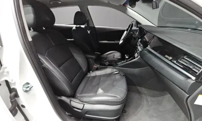 Kia Niro 2021, 57823 км, за 99990000 KRW - фото 26