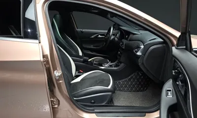Infiniti Q30 2017, 104218 км, за 8990000 KRW - фото 11