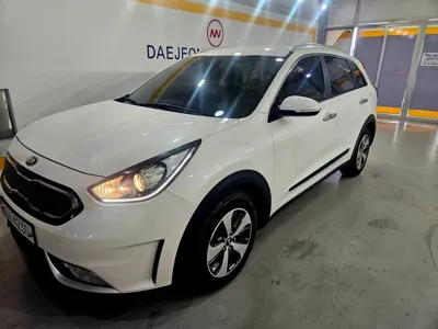 Kia Niro 2018, 103850 км, за 12800000 KRW - фото 2