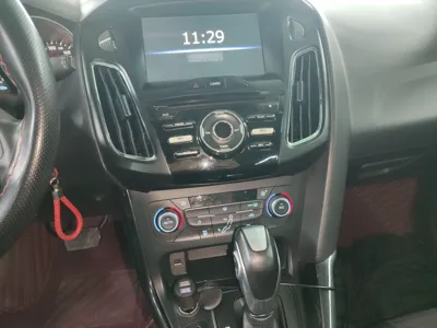 Ford Focus 2017, 73500 км, за 36926.57 CNY - фото 13