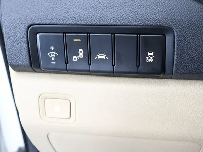 Kia Canival 2019, 173183 км, за 12900000 KRW - фото 10