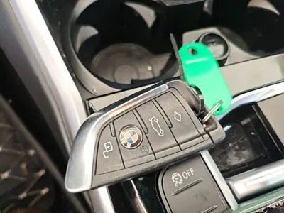 BMW i3 2024, 51300 км, за 144200 CNY - фото 9