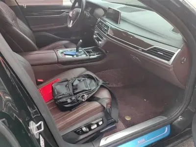 BMW 7 Series 2021, 138500 км, за 294000 CNY - фото 8