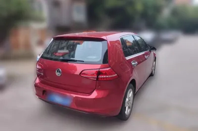 Volkswagen Golf 2014, 130900 км, за 36243.64 CNY - фото 6