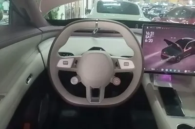 Xiaomi Auto YU7 2025, 14400 км, за 297078.06 CNY - фото 20