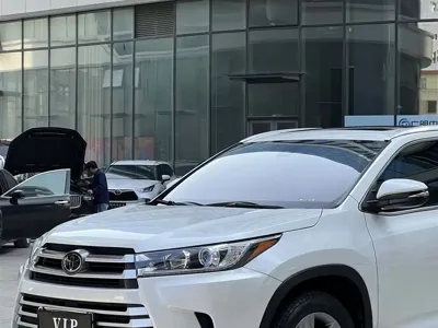 Toyota Highlander 2021, 70000 км, за 139800 CNY - фото 10