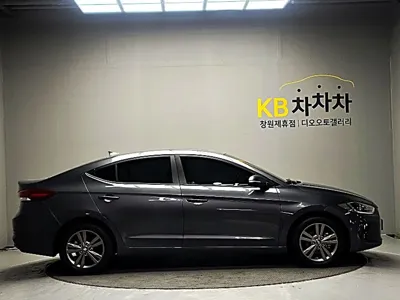 Hyundai Avante 2016, 102999 км, за 7900000 KRW - фото 4