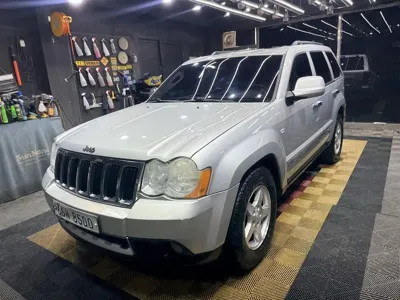 Jeep Cherokee 2010, 239197 км, за 3900000 KRW