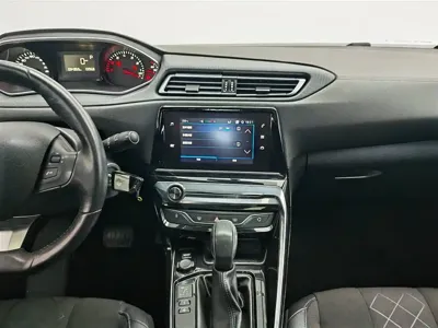 Peugeot 308 2017, 94300 км, за 22900 CNY - фото 12