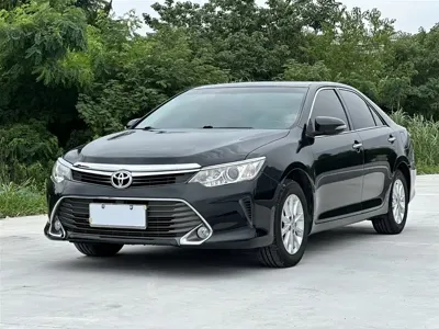 Toyota Camry · 2015 год