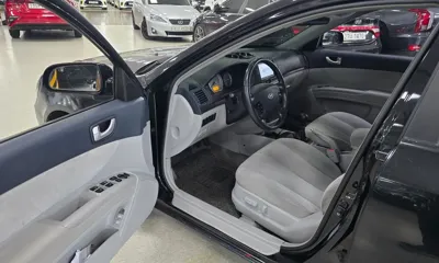Hyundai Sonata 2005, 89832 км, за 2500000 KRW - фото 9